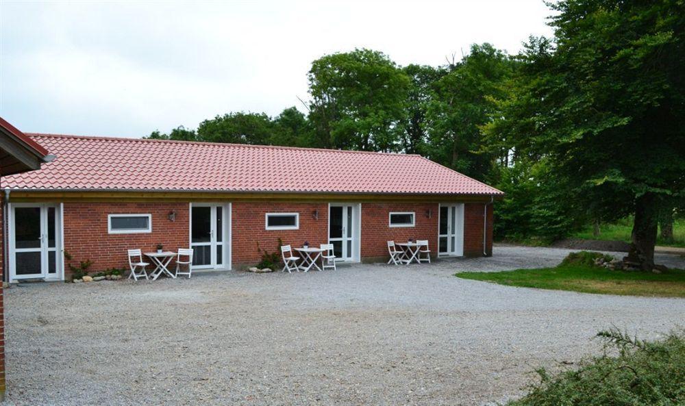 Bed & Breakfast Tistrup Exterior photo